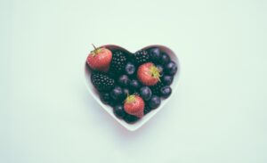 is manuka better than other honey