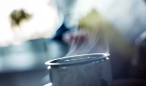 lemon and honey tea for sore throat